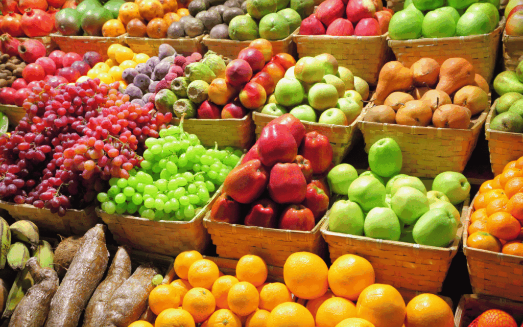 Caixes de fruita preparada per a distribució i logística